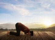 Berbohong Lagi Atas Nama Madzab Syafi’i Mengenai Niat Sholat