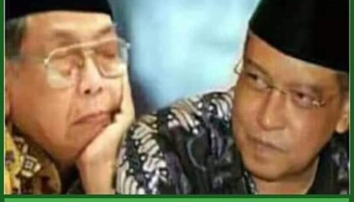MEMBONGKAR KESESATAN KETUM PBNU