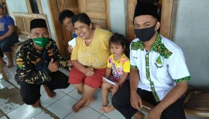 GIAT SOSIAL BANOM NU TAMANSARI DI HARI SEJARAH 10 MUHARRAM 1442 H