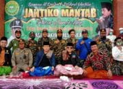 JANTIKO DAN DZIKRUL GHOFILIN PADA PEMBUKAAN DAN PENEMPATAN PASAR RAKYAT KEMBANGSORE PACET