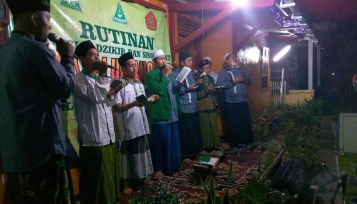 MAJLIS DZIKIR DAN SHOLAWAT RIJALUL ANSOR TAMANSARI