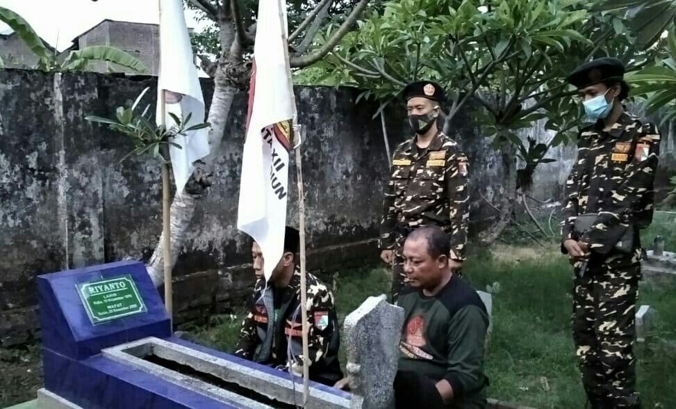 BANSER jalan kaki madiun banyuwangi memperingati hari pahlawan, hari santri nasional 3 SORBANSANTRI.COM