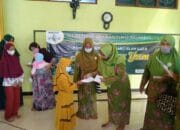 Muslimat Ranting Ngares Gedeg Mojokerto Menyantuni Yatim Piatu
