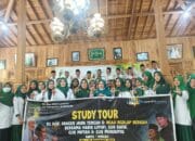 KH. MA’RUF ISLAMUDDIN PANDU LANGSUNG LAZISNU MOJOKERTO SAAT STUDY BANDING