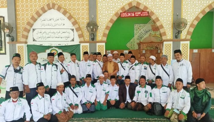 LAZISNU MOJOKERTO NGAJI MOTIFASI DAN NGALAP BERKAH KE KH. AHMAD WAFI MAIMOEN ZUBER