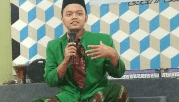 ADAB DAN PROFIL SANTRI SEBELUM KONFERENSI