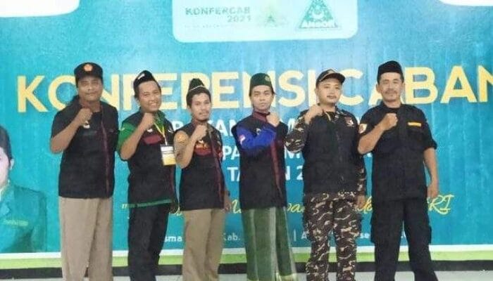 Ayo Sarungan ! Mengenal Sarung Budaya Warga NU di Indonesia Khususnya Santri