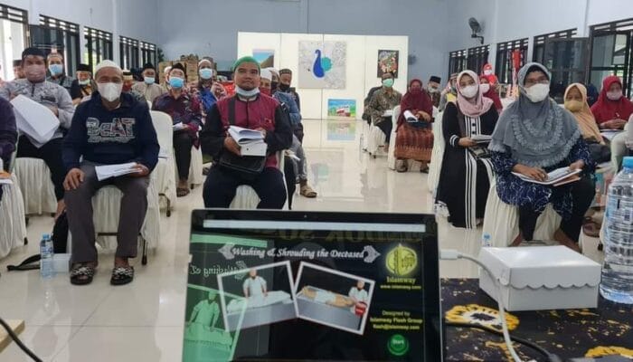 Hukum Modin Merawat Jenazah Non Muslim