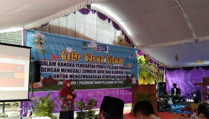 TERPILIH SEBAGAI SMA PENGGERAK DI JAWA TENGAH, SMA N 1 PULOKULON ADAKAN GELAR KARYA SISWA