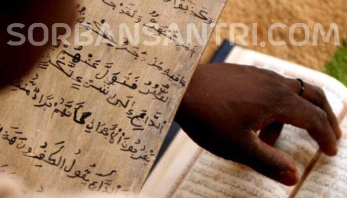 Merangkai bacaan ayat-ayat  Al-Qur’an, Shalawat, Tahlil, Dll