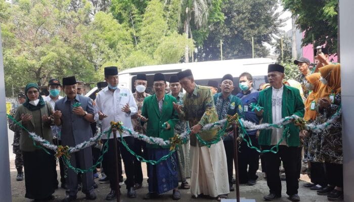Prosesi Pelantikan Pengurus NU dan Klinik Kesehatan Ar Rahmah Ngoro