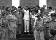 Tantangan Ekonomi Indonesia di Masa Kemerdekaan dan Demokrasi 4 Tantangan Ekonomi Indonesia di Masa Kemerdekaan dan Demokrasi