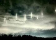 Fenomena Misterius 9 Pilar Cahaya Muncul di Langit Jepang, Apa Itu?