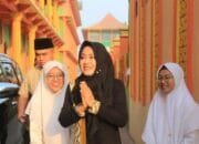 Peringati Maulid Nabi, Bupati Ikfina Ajak Santri di Mojokerto Jadi Generasi yang Beriman dan Berilmu