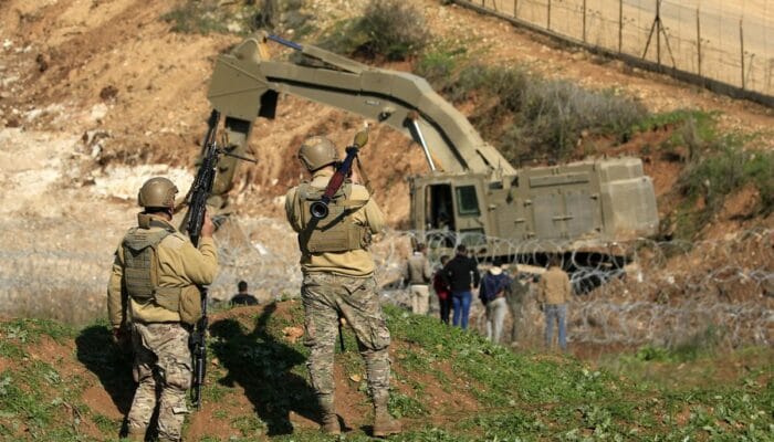 Israel ‘memperluas’ serangan Lebanon