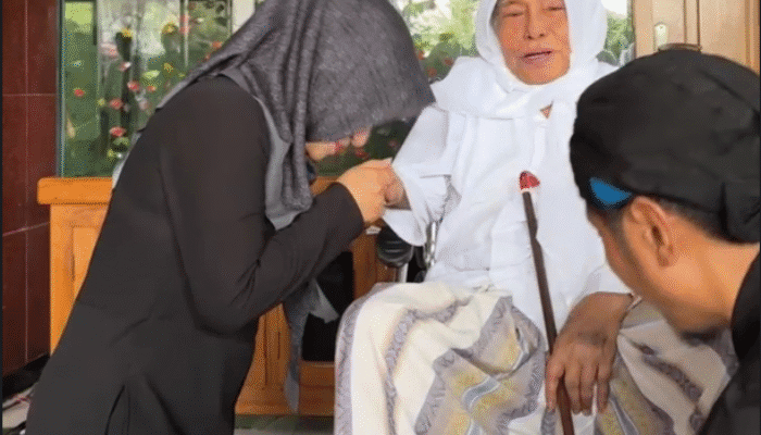 Ikfina – Gus Dulloh Silaturahmi ke Pondok Pesantren Ploso, Kediri, Temui Gus Kaustar