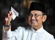 Rahasia BJ Habibie Turunkan Rupiah ke Rp 6.500 13 Rahasia BJ Habibie Turunkan Rupiah ke Rp 6.500